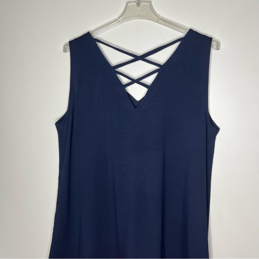 NWT LOFT Plus Shift Navy/Red Sleeveless V Neck Cross Straps Back Dress SZ 20/22 - Picture 3 of 12